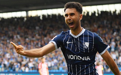 Video: Bàn thắng đẹp nhất Bundesliga 2021 thuộc về cầu thủ Philippines