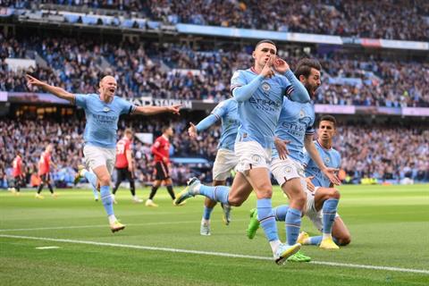 CĐV MU rời sân Eihad ngay ở hiệp 1 trận derby Manchester
