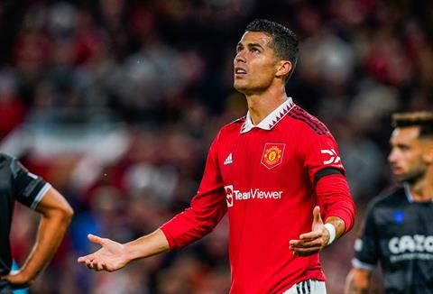 Xuất hiện đội bóng giải cứu Cristiano Ronaldo vào tháng 1
