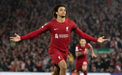 Ferdinand: Alexander-Arnold sẽ trở thành hậu vệ phải vĩ đại nhất