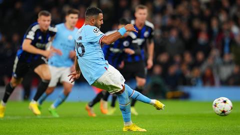 Riyad Mahrez muốn đá thêm 200 trận cho Man City