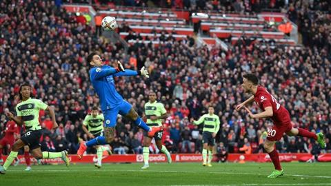Liverpool chỉ trích hành vi thiếu văn hóa của CĐV Man City