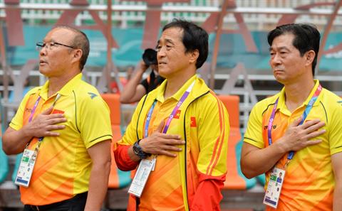 Cựu trợ lý HLV Park Hang Seo mách nước giúp VFF tìm người thay ông Troussier
