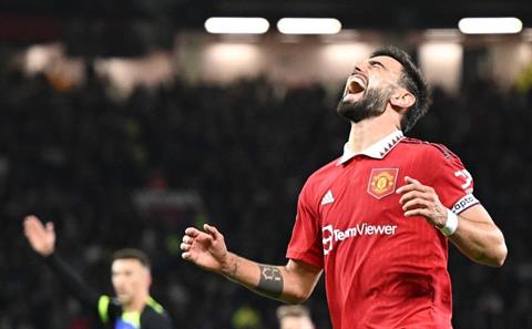 Alan Shearer: Bruno Fernandes hạnh phúc hơn khi không có Ronaldo trong đội