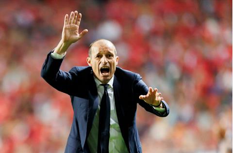 Juventus bị loại sớm ở C1, Max Allegri có từ chức?