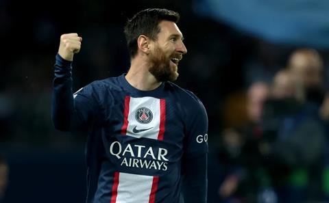 Messi phá thêm kỷ lục của Ronaldo ở Champions League