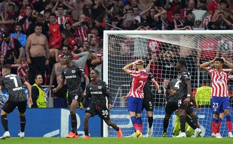 Atletico ngậm ngùi chia tay Champions League vì pha bỏ lỡ penalty phút 99