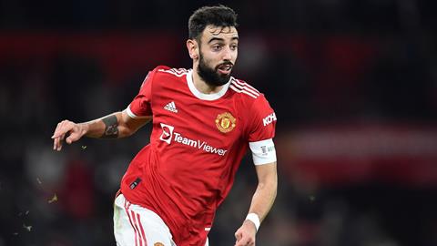MU chính thức mất Bruno Fernandes ở trận gặp Aston Villa