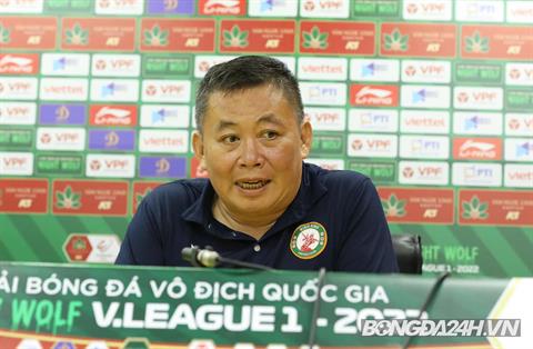 Trợ lý HLV Bình Định khen ngợi màn trình diễn của thủ môn số 1 Việt Nam