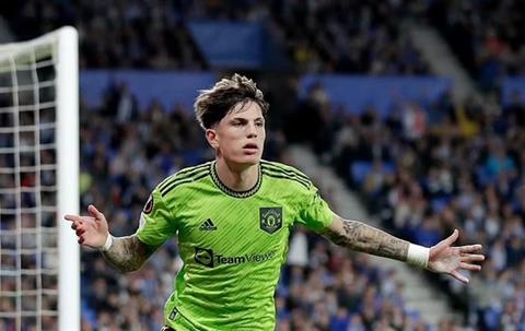 Erik ten Hag phạt nặng Alejandro Garnacho