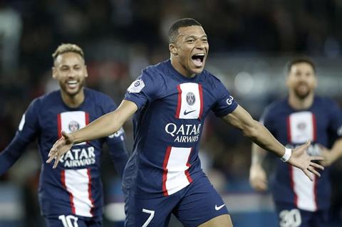 MU nhắm bom tấn Kylian Mbappe để thay thế Ronaldo