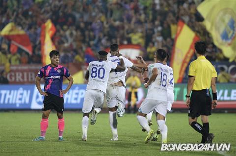 Cuộc đua trụ hạng V-League 2022 vẫn khó lường