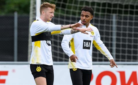 Sao Dortmund khẳng định sẽ nghiên cứu ĐT Việt Nam