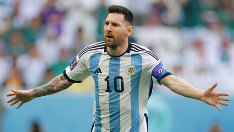 Messi thiết lập kỷ lục ở World Cup trong ngày Argentina thảm bại