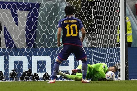 Minamino nhận lỗi về thất bại của Nhật Bản trước Croatia
