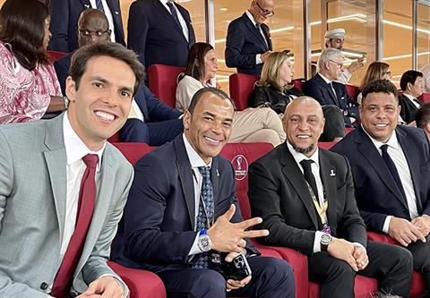 Kaka tiết lộ bất ngờ về Rô béo và các huyền thoại bóng đá Brazil