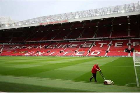 Sân Old Trafford xuất hiện 12.000 ghế trống ở trận gặp Burnley