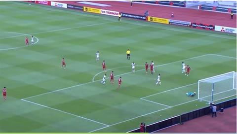 VIDEO cú đánh đầu đẳng cấp mang về bàn gỡ cho Campuchia trước Indonesia