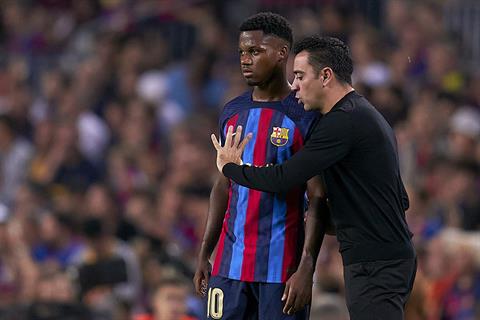 Barca bán Ansu Fati