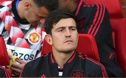 Maguire không xứng đáng làm đội trưởng MU