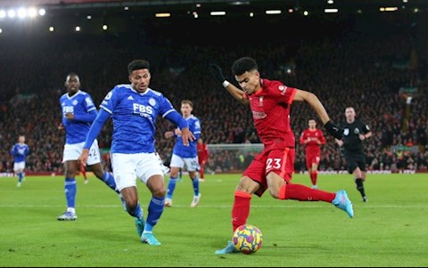 Michael Owen và Rio Ferdinand ngạc nhiên với Luis Diaz