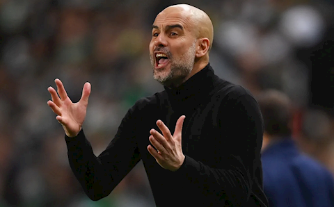 Pep Guardiola: Liverpool là cái gai trong mắt Man City
