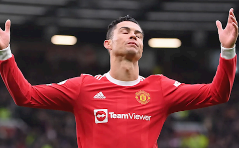 Lý do Ronaldo liên tục bị cày ải