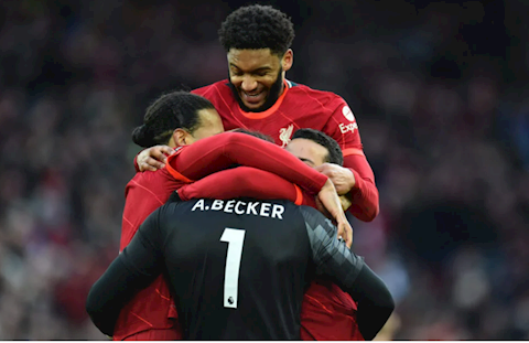 Alisson kiến tạo bằng Mane và Jota cộng lại