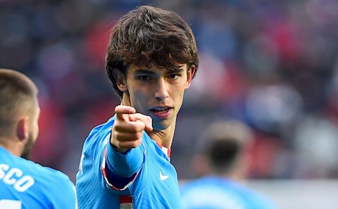 Atletico thắng to chờ đón MU