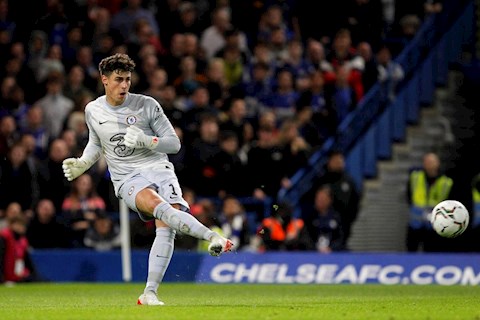 Số phận quả bóng bị Kepa đá lên khán đài trong trận gặp Liverpool
