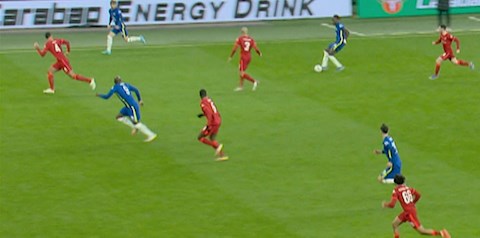 VAR sai lầm nghiêm trọng khi từ chối bàn thắng của Lukaku vào lưới Liverpool