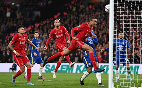 Vì sao bàn thắng của Matip trước Chelsea bị từ chối?