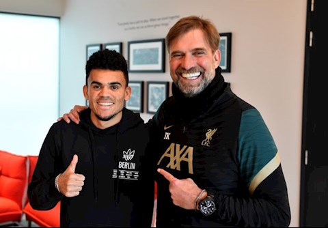 “Bom tấn” Luis Diaz nói gì trong bài phỏng vấn đầu tiên với Liverpool?