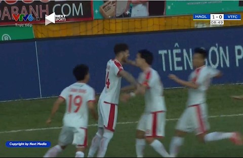VIDEO: Geovane dứt điểm đẳng cấp, trừng phạt hàng thủ HAGL