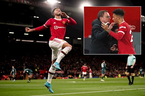 Ralf Rangnick lên tiếng về phong độ cực cao của Jadon Sancho