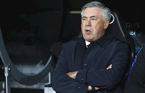HLV Ancelotti nhiễm Covid