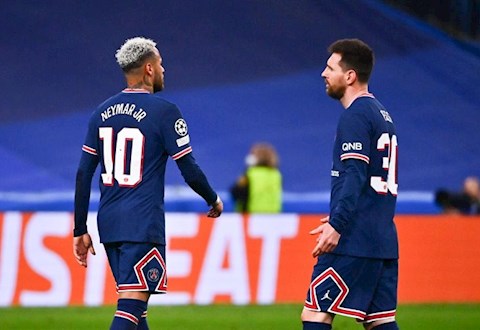 Tiết lộ bất ngờ về mức lương của Lionel Messi ở PSG