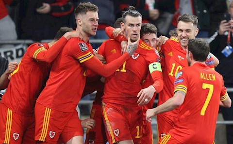 Hóa siêu nhân ở xứ Wales, Bale lên tiếng đáp trả chỉ trích