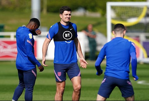 VIDEO: Lên ĐT Anh, Maguire không thôi tấu hài