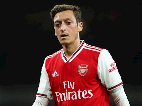 Người đại diện tiết lộ bất ngờ về Mesut Ozil