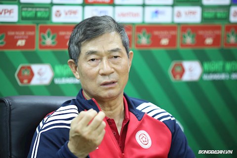 Người thay HLV Trương Việt Hoàng dẫn dắt Viettel FC dự AFC Cup có gì đặc biệt?