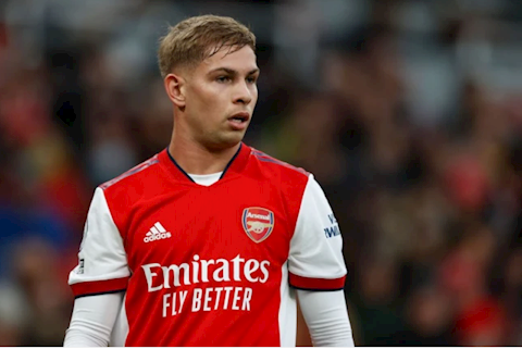 Mikel Arteta tiết lộ lý do Emile Smith Rowe vắng mặt trước Watford