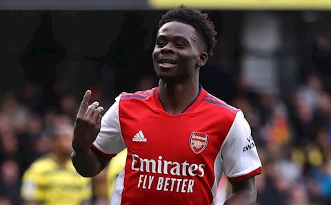 Gerrard lên tiếng chấn chỉnh Bukayo Saka