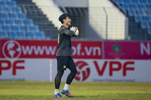 Bùi Tiến Dũng nỗ lực tập luyện, quyết chớp thời cơ để cứu vãn sự nghiệp