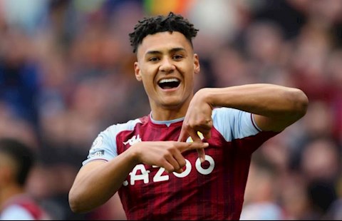 Arsenal chi 40 triệu bảng mua tiền đạo Aston Villa