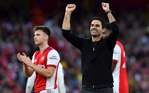 Trước đại chiến, Patrick Vieira khen ngợi đội bóng cũ Arsenal