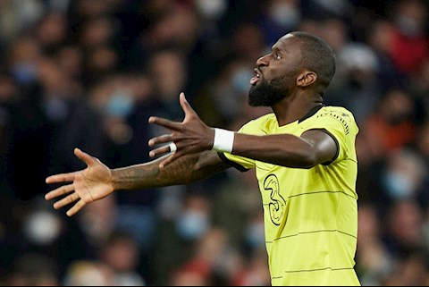 Rudiger quát thẳng vào mặt Kante