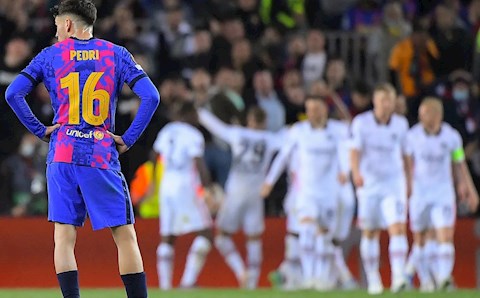 Barca nhận tin dữ về Pedri sau trận thua Frankfurt