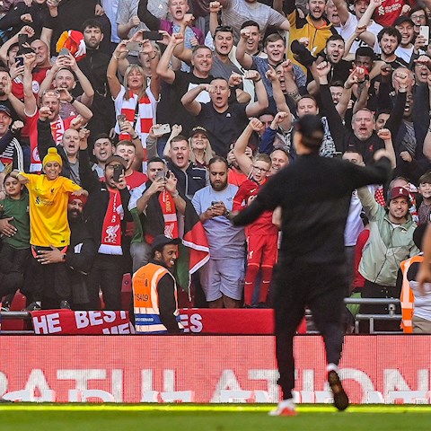 VIDEO: Jurgen Klopp gửi tin nhắn cho Cristiano Ronaldo