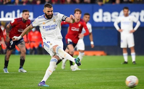 Benzema đá hỏng 2 quả penalty trong vòng 7 phút trước Osasuna